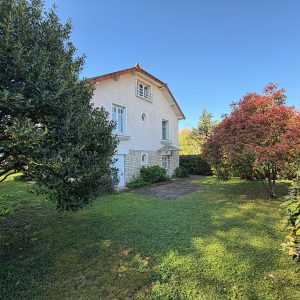 BEAUNE - RARE  - QUARTIER AIGUE