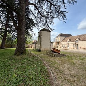 PROPRIÉTÉ D'EXCEPTION SUR UN HECTARE